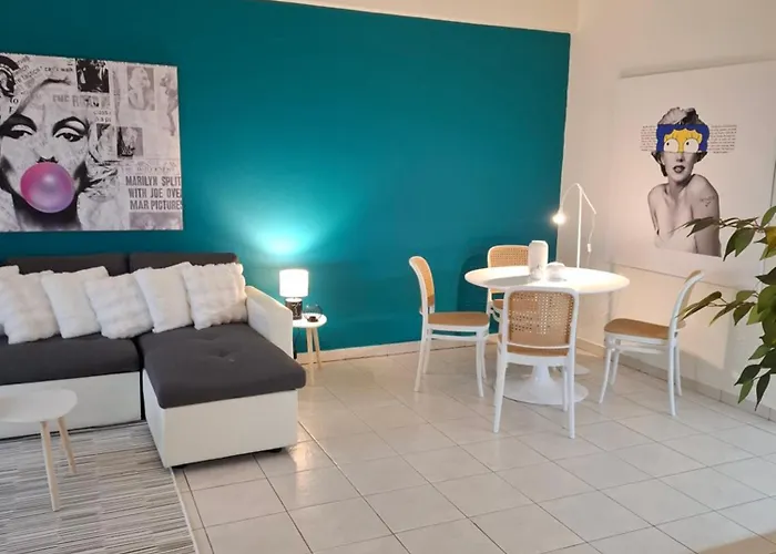 9 Keys Boutique Apartments
